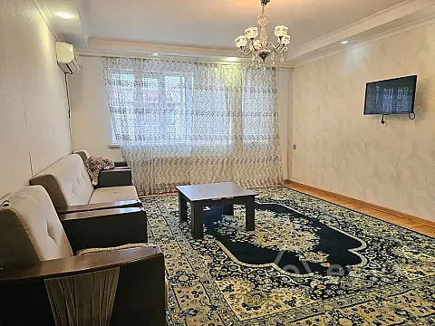 Kirayə verilir 3 otaqlı köhnə tikili 90 m² — Bakı, Nəsimi 3 otaq 90.00 m²