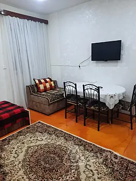 Kirayə verilir 1 otaqlı köhnə tikili 45 m² — Bakı, Yasamal 1 otaq 45.00 m²