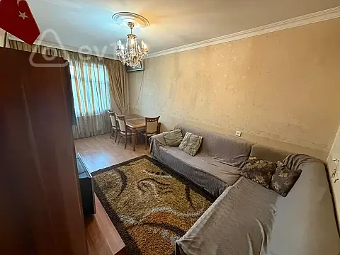 Kirayə verilir 1 otaqlı köhnə tikili 85 m² — Bakı, Yasamal 1 otaq 85.00 m²