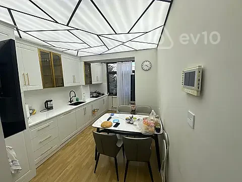 Satılır 3 otaqlı köhnə tikili 90 m² — Bakı, Binəqədi 3 otaq 90.00 m²