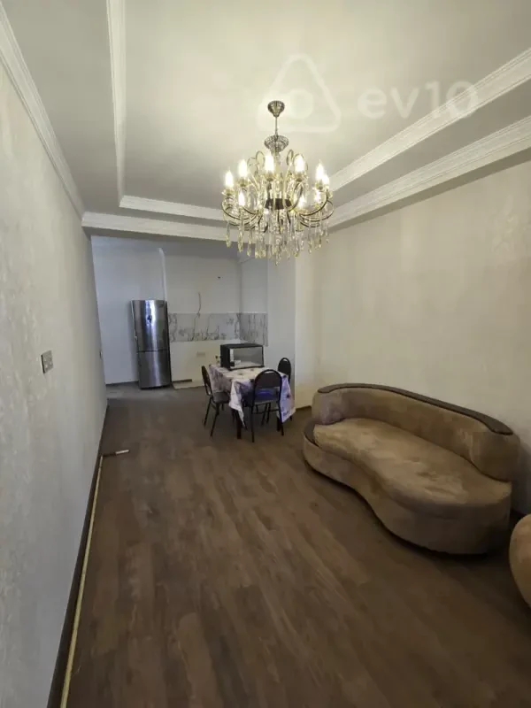 Kirayə verilir 2 otaqlı yeni tikili 80 m²
