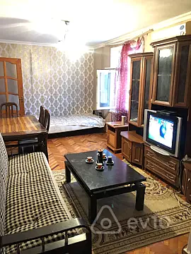 Kirayə verilir 1 otaqlı köhnə tikili 40 m² — Bakı, Yasamal 1 otaq 40.00 m²