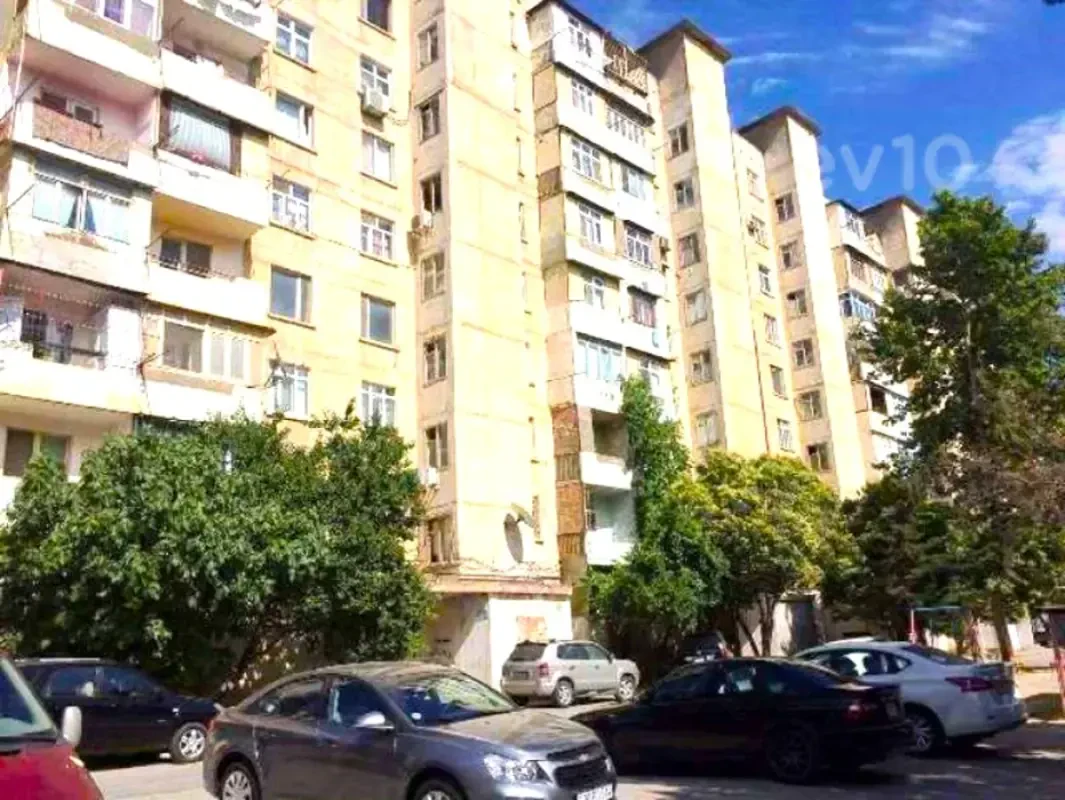 Satılır 3 otaqlı köhnə tikili 55 m²