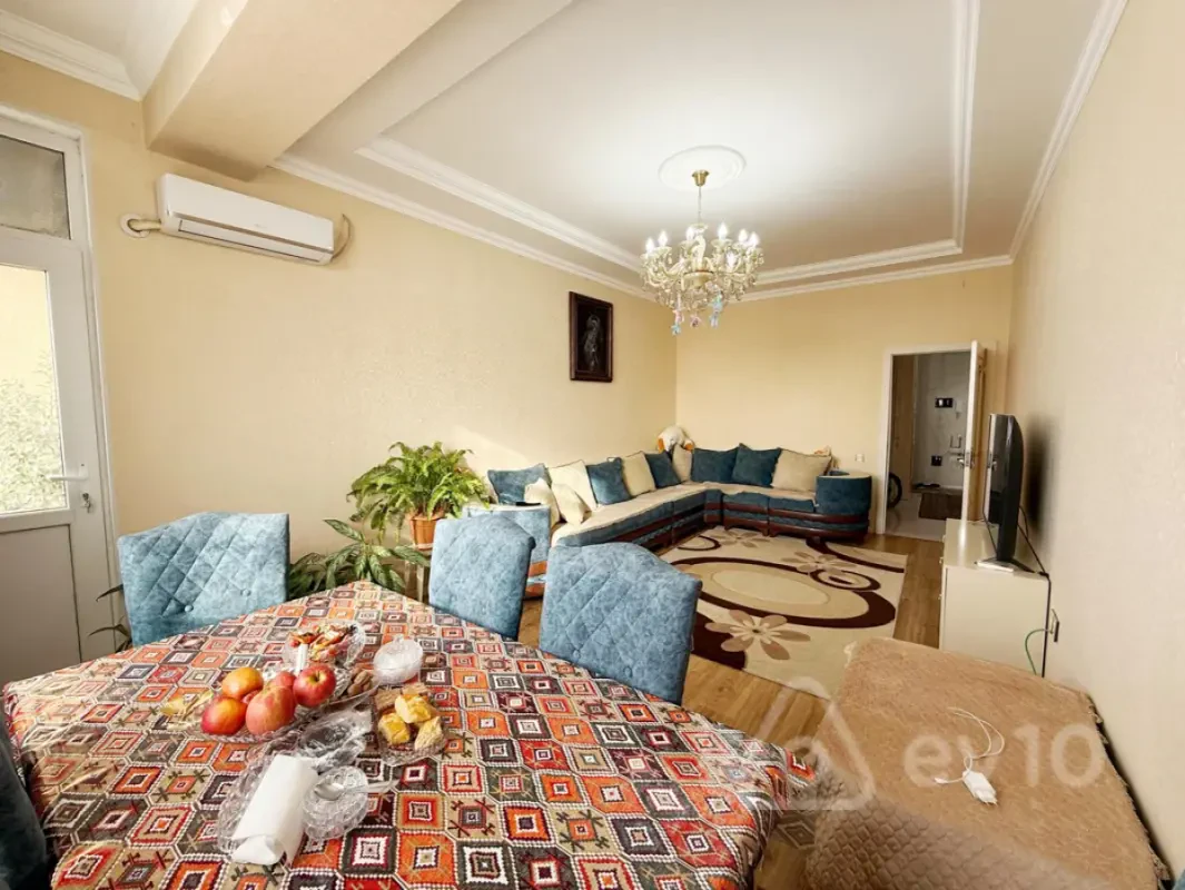 Satılır 3 otaqlı yeni tikili 110 m²