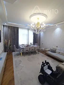 Satılır 4 otaqlı həyət evi 180 m² — Bakı, Yasamal 4 otaq 180.00 m²