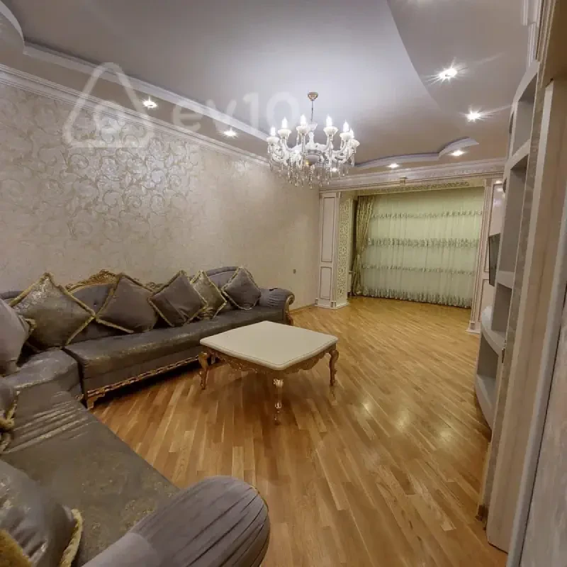 Kirayə verilir 2 otaqlı yeni tikili 65 m²