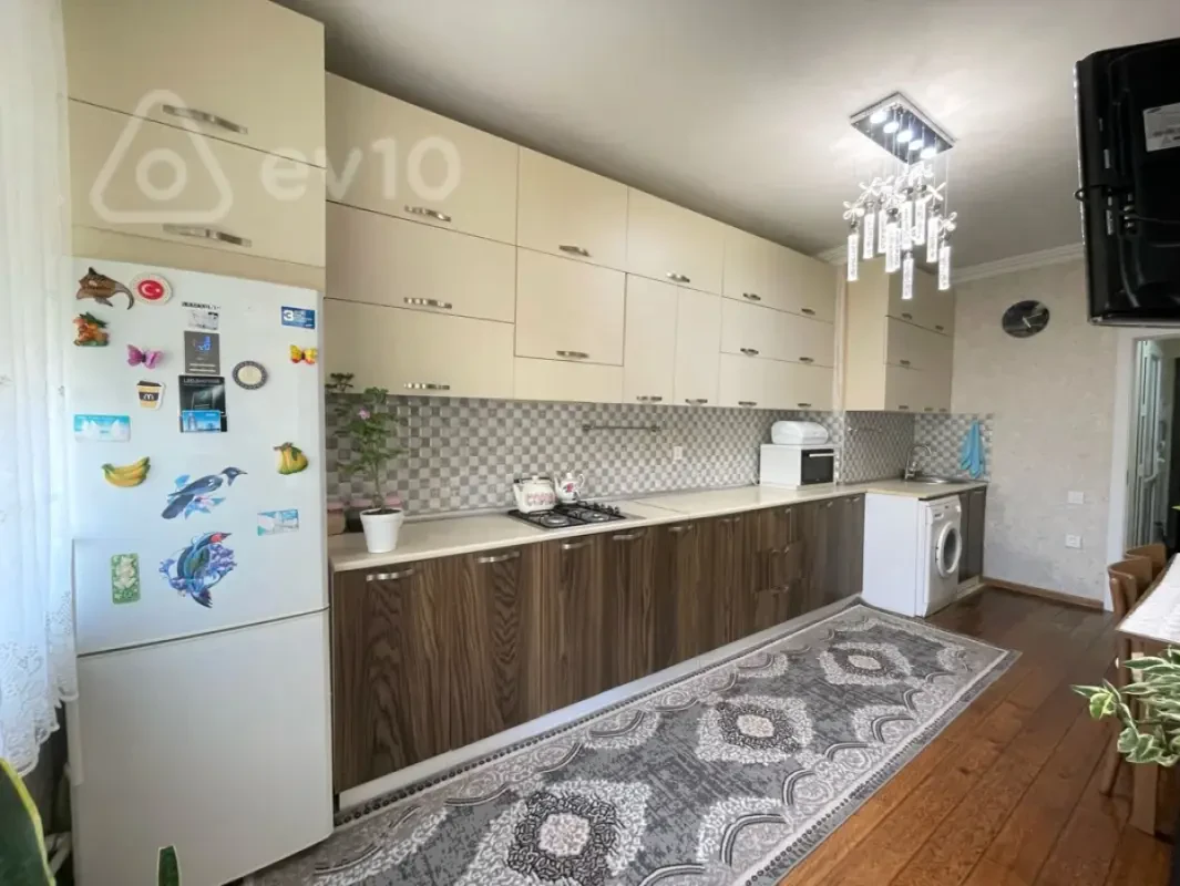 Satılır 2 otaqlı yeni tikili 78 m²