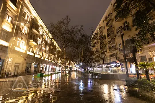 Kirayə verilir 3 otaqlı köhnə tikili 90 m² — Bakı, Səbail 3 otaq 90.00 m²