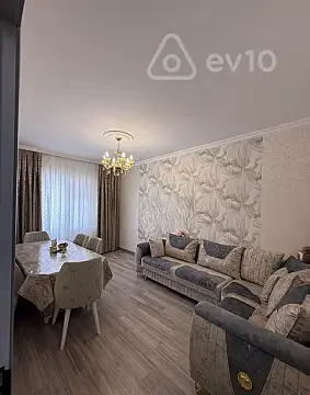 Satılır 4 otaqlı köhnə tikili 110 m² — Bakı, Yasamal 4 otaq 110.00 m²
