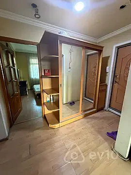 Kirayə verilir 3 otaqlı köhnə tikili 80 m² — Bakı, Yasamal 3 otaq 80.00 m²