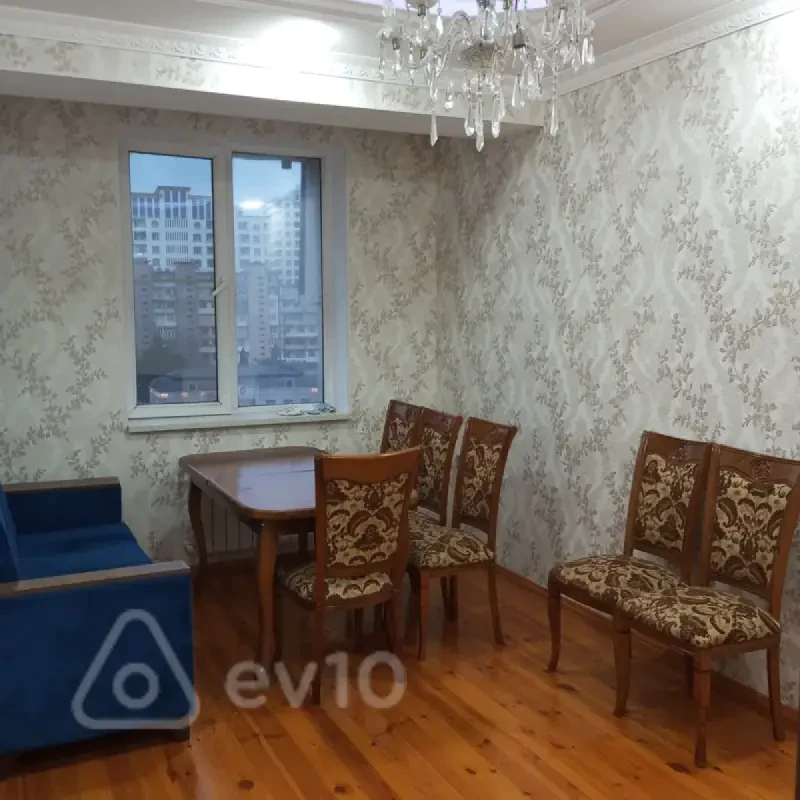 Kirayə verilir 2 otaqlı yeni tikili 65 m²