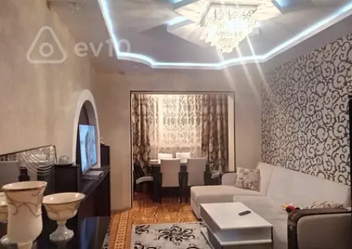 Satılır 3 otaqlı köhnə tikili 85 m² — Bakı, Binəqədi 3 otaq 85.00 m²