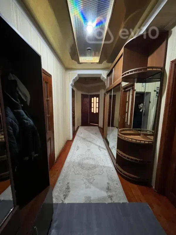Satılır 4 otaqlı yeni tikili 130 m²