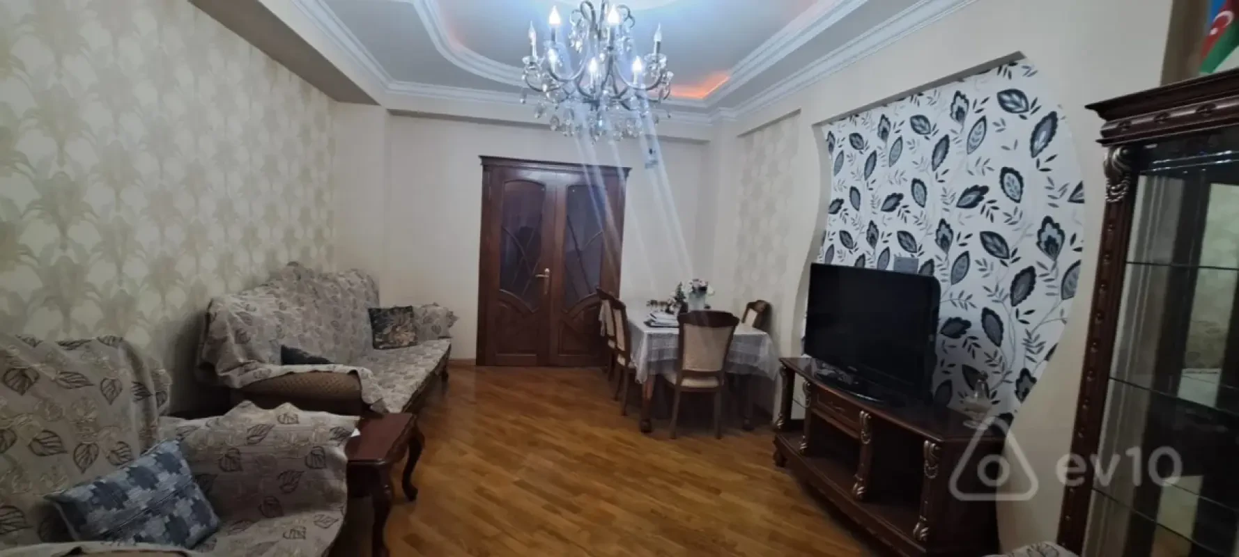 Kirayə verilir 3 otaqlı yeni tikili 95 m²