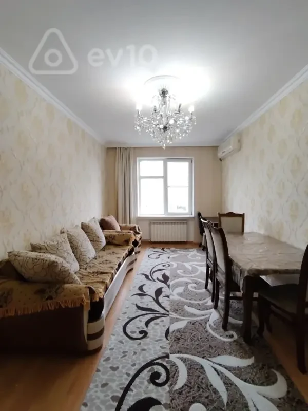 Kirayə verilir 3 otaqlı yeni tikili 80 m²