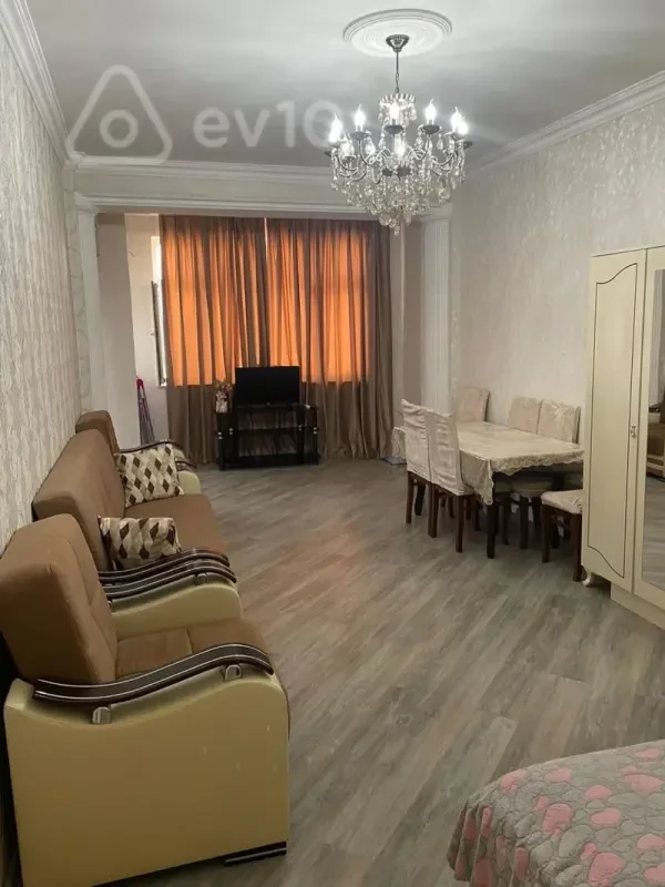 Kirayə verilir 2 otaqlı yeni tikili 60 m²