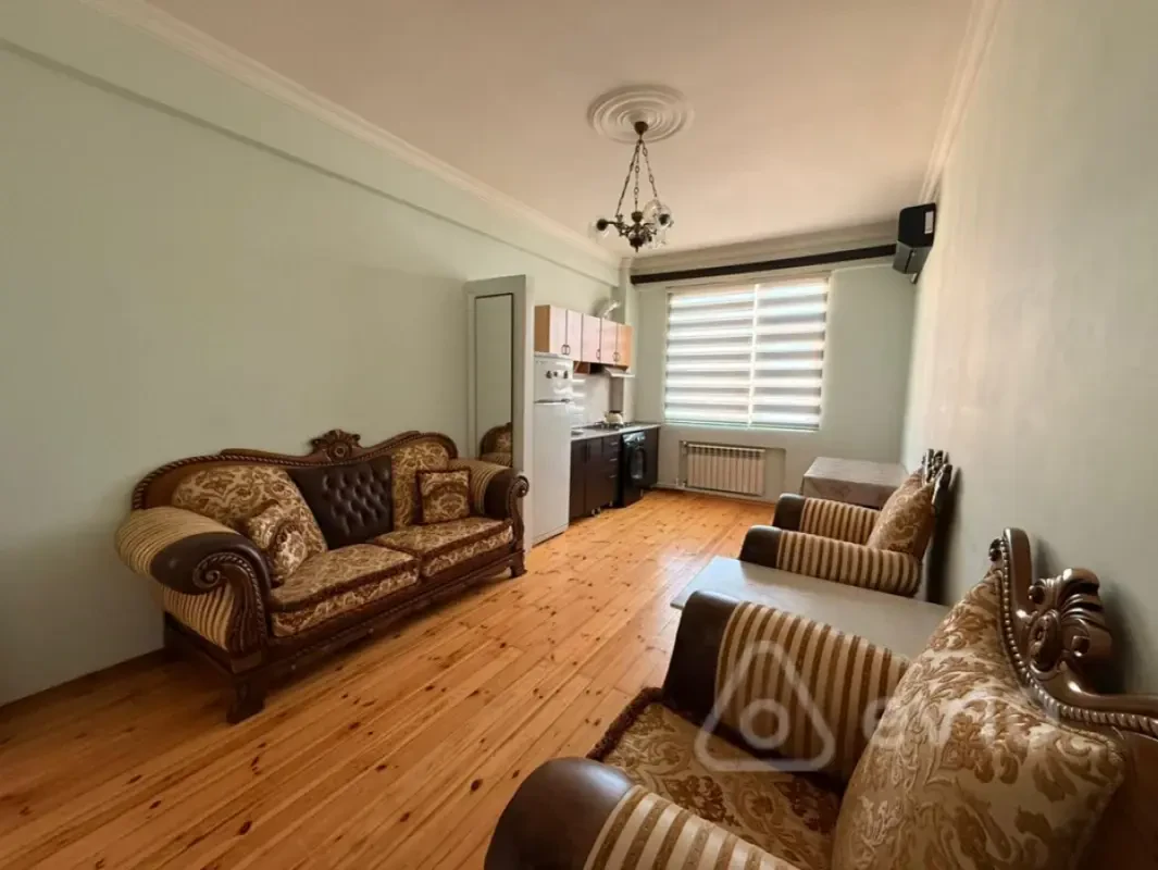 Kirayə verilir 2 otaqlı yeni tikili 60 m²