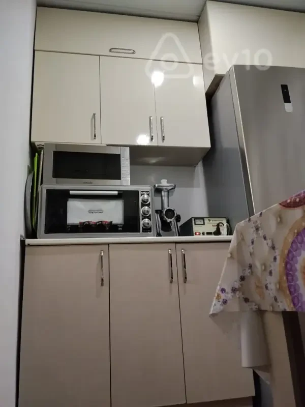 Satılır 3 otaqlı köhnə tikili 46 m²