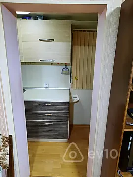 Kirayə verilir 1 otaqlı köhnə tikili 35 m² — Bakı, Yasamal 1 otaq 35.00 m²