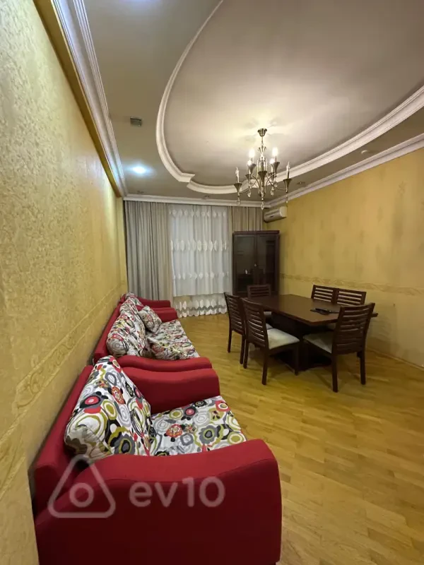 Kirayə verilir 3 otaqlı yeni tikili 91 m²