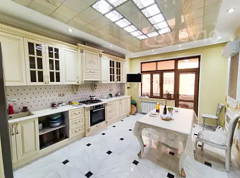 Kirayə verilir 3 otaqlı yeni tikili 120 m² — Bakı, Nizami 3 otaq 120.00 m²