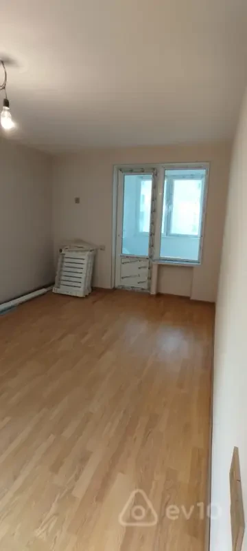 Satılır 2 otaqlı köhnə tikili 31 m²