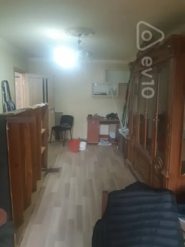 Kirayə verilir 1 otaqlı köhnə tikili 35 m²