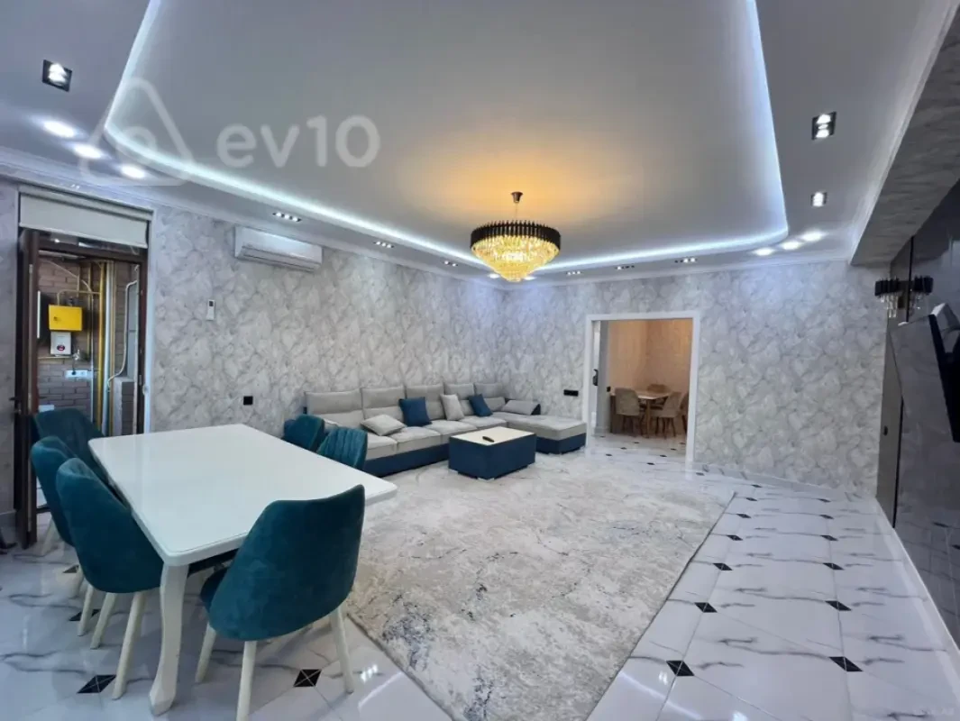Kirayə verilir 3 otaqlı yeni tikili 130 m²