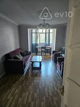 Kirayə verilir 3 otaqlı köhnə tikili 85 m² — Bakı, Nəsimi 3 otaq 85.00 m²