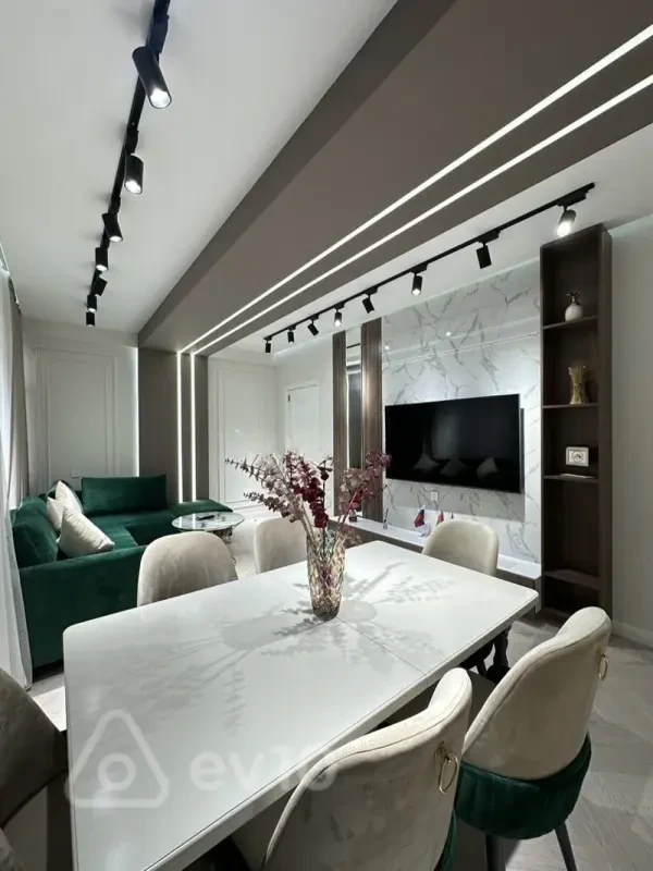 Kirayə verilir 3 otaqlı yeni tikili 130 m²