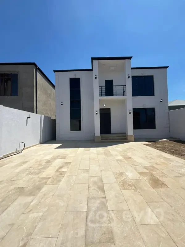 Satılır 5 otaqlı həyət evi 160 m²