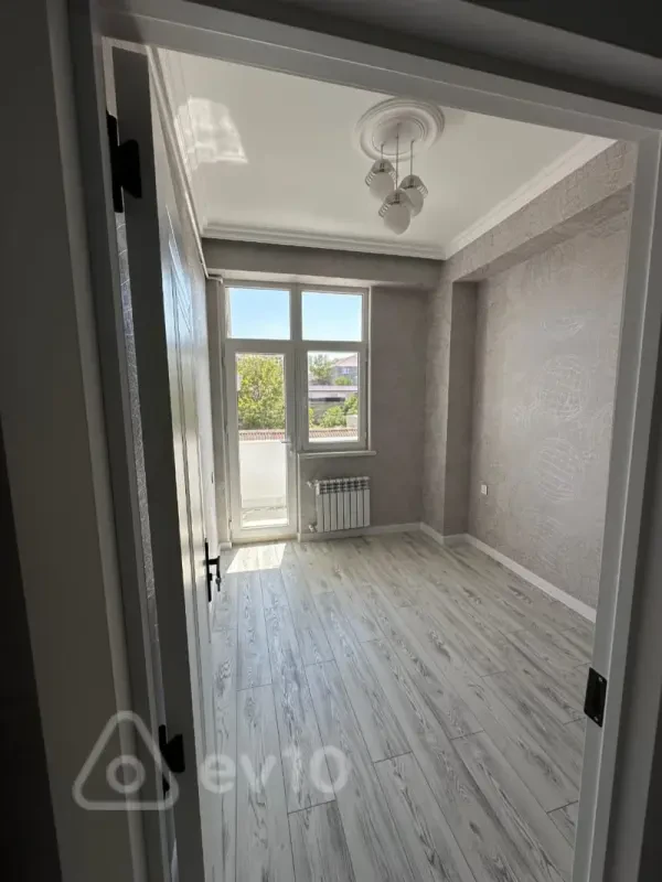 Satılır 3 otaqlı yeni tikili 70 m²