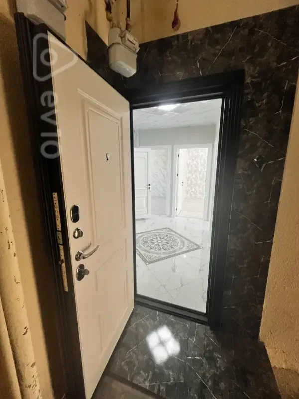 Satılır 3 otaqlı köhnə tikili 78 m²