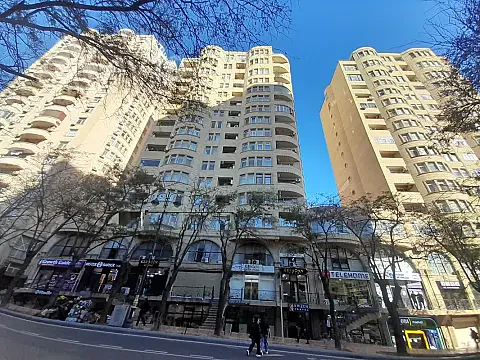Satılır 4 otaqlı yeni tikili 140 m² — Bakı, Yasamal 4 otaq 140.00 m²