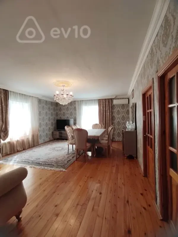 Satılır 4 otaqlı həyət evi 110 m²