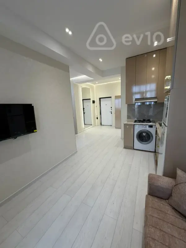 Kirayə verilir 2 otaqlı yeni tikili 50 m²
