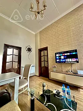 Satılır 3 otaqlı köhnə tikili 55 m² — Bakı, Nəsimi 3 otaq 55.00 m²