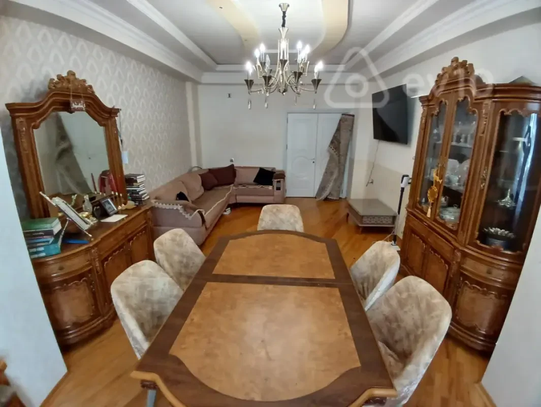 Satılır 4 otaqlı yeni tikili 120 m²