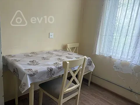 Kirayə verilir 2 otaqlı köhnə tikili 46 m² — Bakı, Xətai 2 otaq 46.00 m²