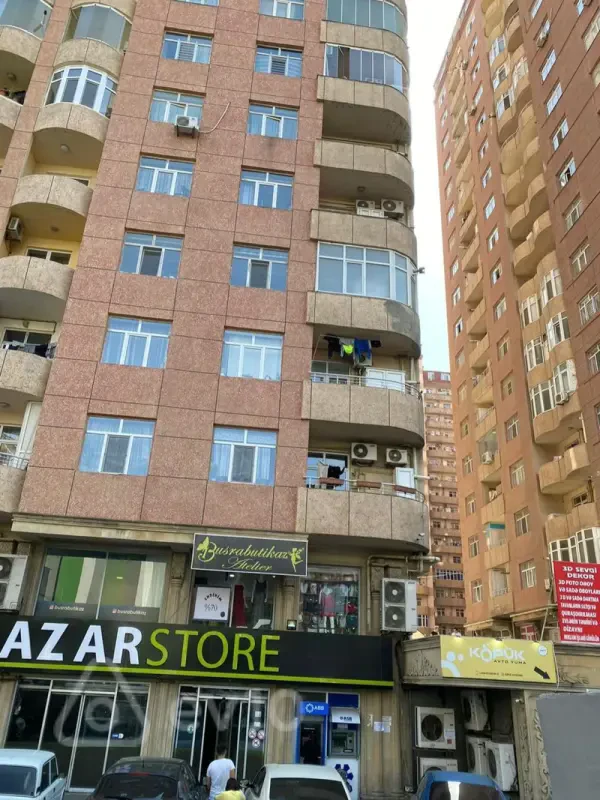 Satılır 3 otaqlı yeni tikili 125 m²