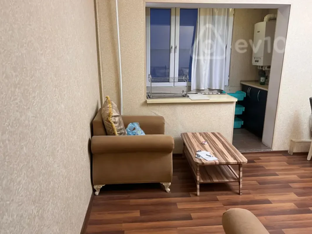 Kirayə verilir 2 otaqlı köhnə tikili 46 m²