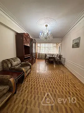 Kirayə verilir 3 otaqlı köhnə tikili 80 m² — Bakı, Nərimanov 3 otaq 80.00 m²