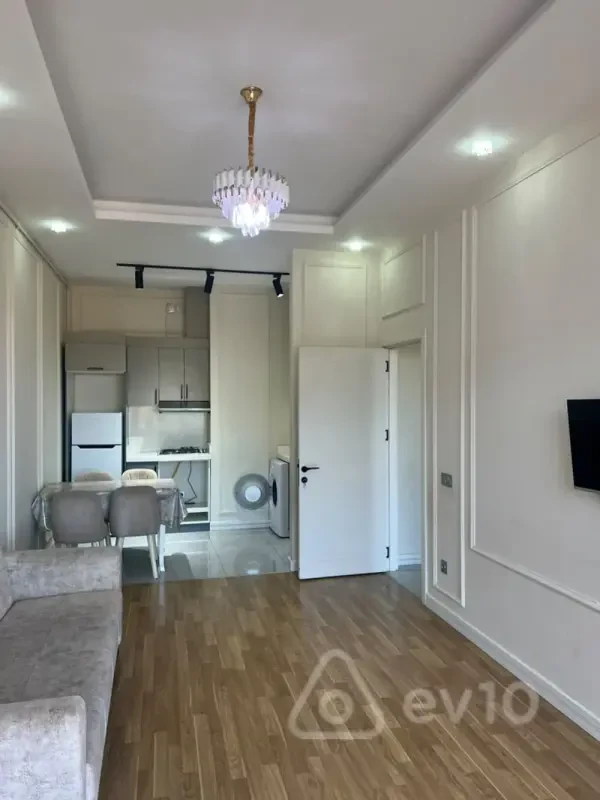 Kirayə verilir 2 otaqlı yeni tikili 70 m²
