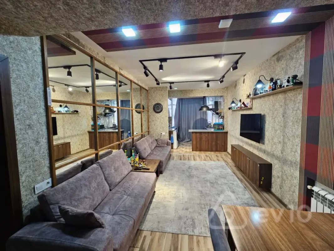 Satılır 3 otaqlı yeni tikili 75 m²