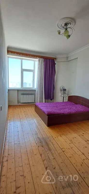 Kirayə verilir 2 otaqlı yeni tikili 80 m²
