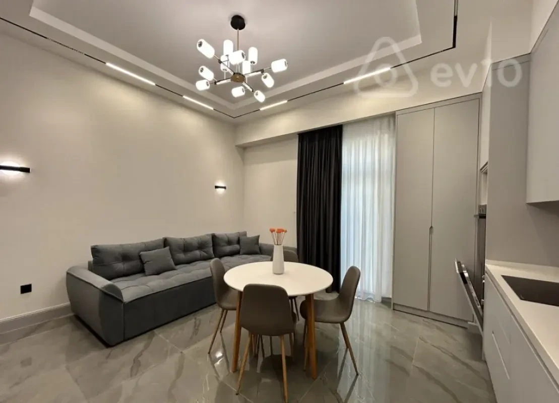 Kirayə verilir 2 otaqlı yeni tikili 65 m²