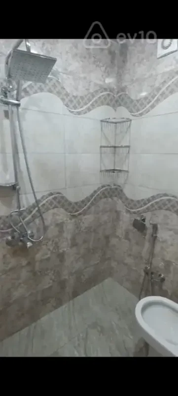 Kirayə verilir 1 otaqlı yeni tikili 46 m²