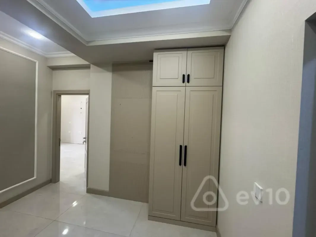 Satılır 3 otaqlı yeni tikili 107 m²
