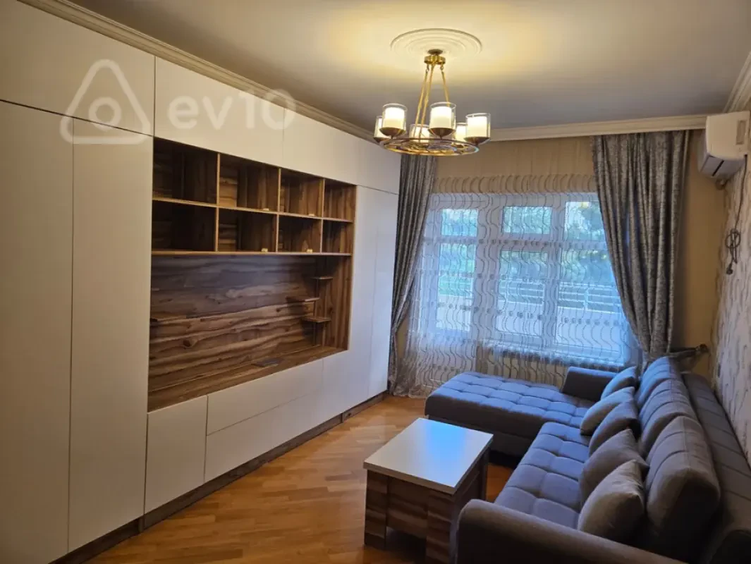 Kirayə verilir 3 otaqlı köhnə tikili 70 m²