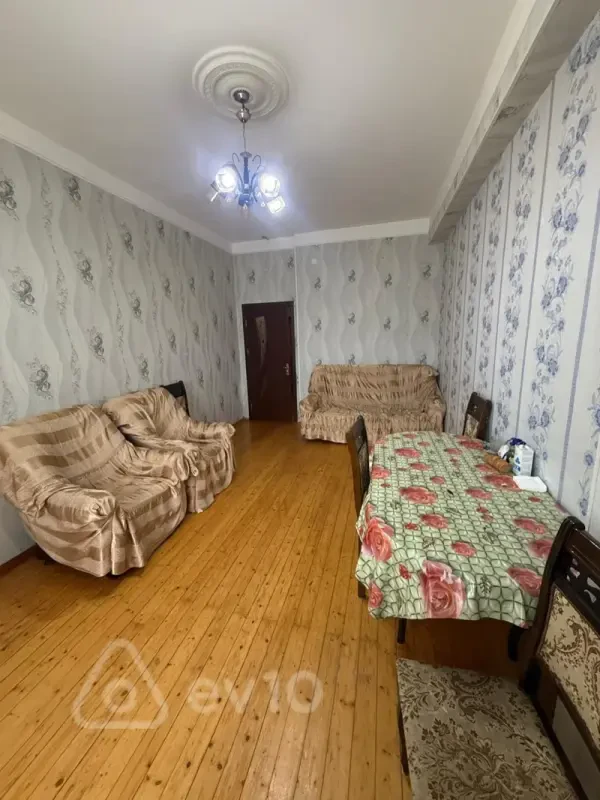 Kirayə verilir 2 otaqlı yeni tikili 55 m²